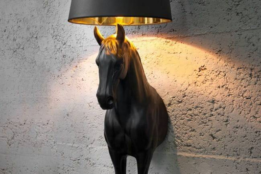 Lampa podłogowa KOŃ HORSE STAND M czarna- włókno szklane