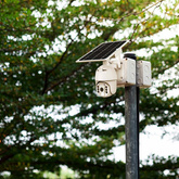 1080P Kamera zewnętrzna WiFi SMART z panelem solarnym / Sensor / IP65 / biała