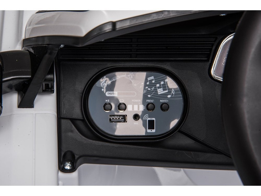 Samochód na akumulator Audi RS Q8 Światła LED MP3 Pilot Biały