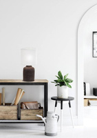 Lampka nocna Iner brązowa ceramiczna z abażurem klasyczna