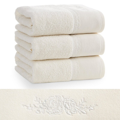 Ręcznik Sisi kremowy 70x140