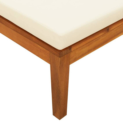 vidaXL Leżak z kremową poduszką, lite drewno akacjowe