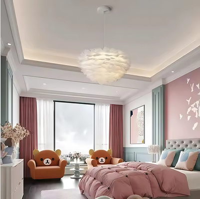 Lampa wisząca Pióro Abigali Feather ?45 cm