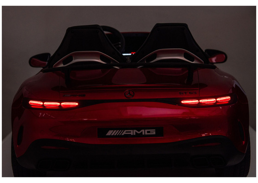 Auto Na Akumulator Mercedes GT63 AMG DK-GT63 24V LCD Czerwony Lakierowany