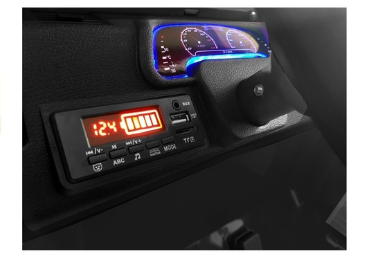 Auto na Akumulator Jeep HP012 Czarne