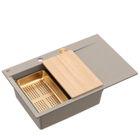JOSH 111 GraniteQ zlewozmywak 1-komorowy z/o (780x500x215) soft taupe + syfon push 2 open + deska + wkładka/ elementy miedziane