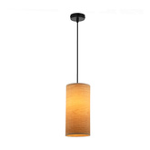 Lampa wisząca z abażurem Ballo czarna z korkowym abażurem do salonu