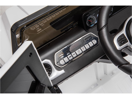 Samochód na akumulator Mercedes G500 Światla LED MP3 Pilot  biały