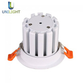 OCZKO OPRAWA SUFITOWA DOWNLIGHT - 13W. ŚCIEMNIANIE ORAZ REGULACJA BARWY: 2000K - 3000K.