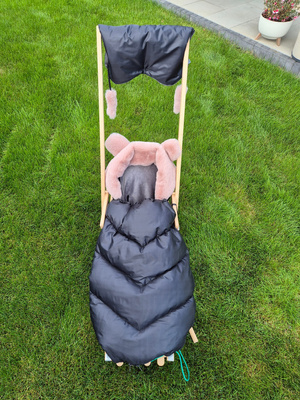 Love gifts Sanki ze śpiworkiem+ Mufki/Brąz