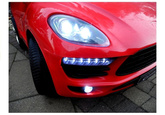 Auto Na Akumulator CORONET S Dla Dziecka Czerwony Pilot Światła Led