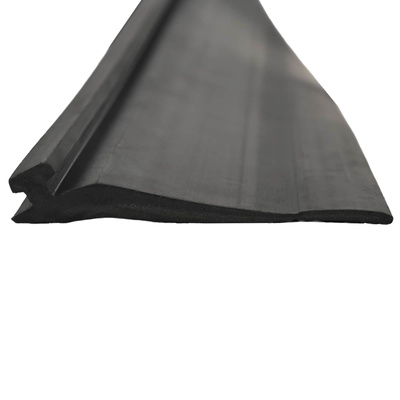 Uszczelka drzwi garażowych Czarny 52 x 2 mm 6 m PVC