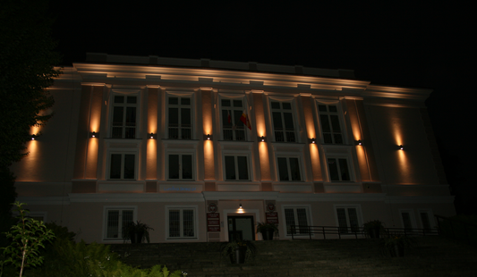 Kinkiet zewnętrzny 7001 BL