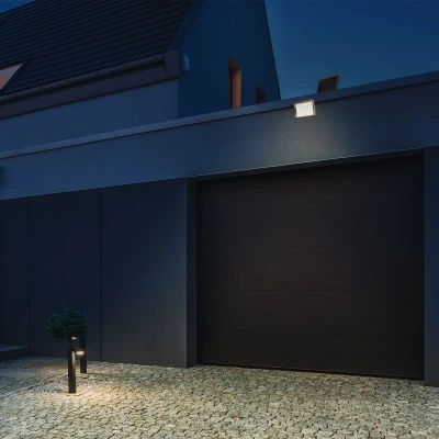 NOCTIS SOLARIS 2 NAŚWIETLACZ 200W CW 90st IP65 IK04 230x172x39mm+390x300x17mm CZARNY 3 lat gw.