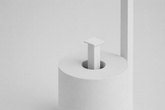 Biały stojak na papier toaletowy KS-57 PAPER STAND z serii KAJA HOME