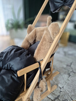 Love gifts Sanki ze śpiworkiem+ Mufki/Brąz