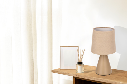 Lampka nocna Satti ceramiczna brązowa z abażurem E14 klasyczna