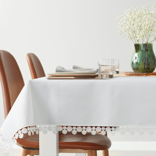 Obrus Laura biały 140x220