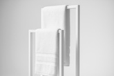 Biały, podwójny wieszak na ręczniki KS-62 WIESZAK TOWEL II - KAJA HOME