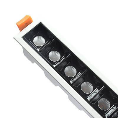 Lampa podtynkowa 30 W
