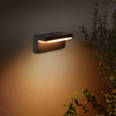 Philips Hue | Kinkiet zewnętrzny LED Nyro czarny, 13,5 W, 1000 lm, 230 V, IP44 1745630P7