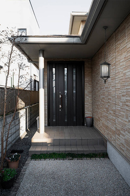 Lampa ogrodowa wisząca K-8211 z serii DETROIT