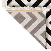 vidaXL Dywan zewnętrzny o płaskim splocie, 80x150 cm, czarno-beżowy