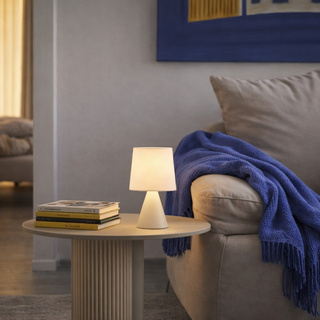 Lampka nocna Satti beżowa ceramiczna z abażurem klasyczna lampka stołowa