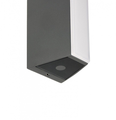 Lampa elewacyjna M1401 DG