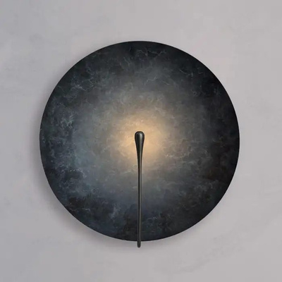 Kinkiet ścienny Cosmic Callisto 35 cm czarny – ręcznie wykonany z patynowanego mosiądzu, nowoczesny design