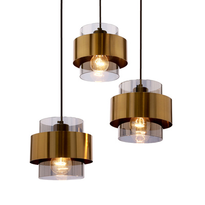 Lampa wisząca z abażurami Spiega mosiężna z dymionymi kloszami 3xE27