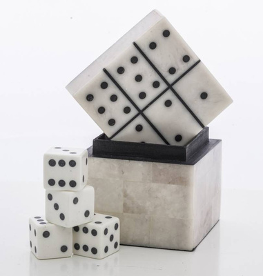 Kości do rzucania w pudełku gra czarno/biała 4szt
