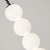 Nowoczesna minimalistyczna sferyczna lampa wisząca TRIO Czarna