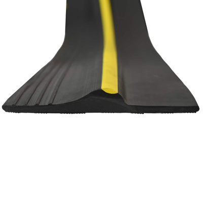 Uszczelka podłogowa do garażu Czarny i Żółty 12 x 90 mm 4,5 m