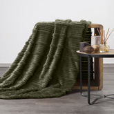 Koc Nina oliwkowy 150x200