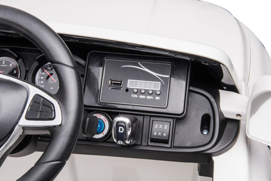 Auto Na Akumulator Mercedes DK-MT950 4x4 Biały