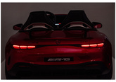 Auto Na Akumulator Mercedes GT63 AMG DK-GT63 24V LCD Czerwony Lakierowany