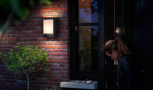 Lampa elewacyjna Arbour myGarden LED antracyt 5,5W 164609316 Philips