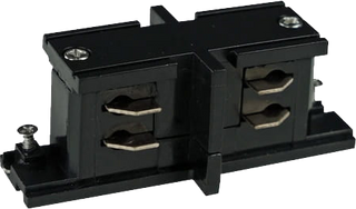 8030 ŁĄCZNIK PROSTY TRÓJOBWODOWY CZARNY