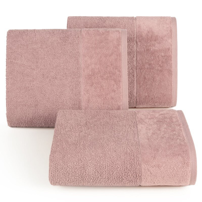 Ręcznik Lucy pudrowy 70x140