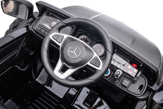 Auto Na Akumulator Mercedes  DK-MT950 4x4 Czarny Lakierowany