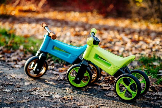 FWRider Super Sport 515760 Kolor: Lime / Limonkowy z zielonymi felgami Rowerek biegowy Jeździk 2w1 Ciche koła + Pasek do noszenia dla Rodzica