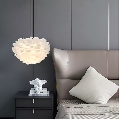 Lampa wisząca Pióro Abigali Feather ?45 cm