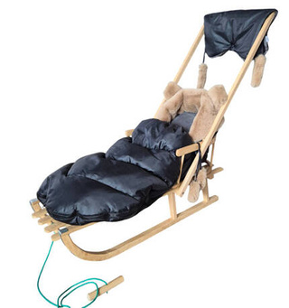 Love gifts Sanki ze śpiworkiem+ Mufki/Brąz