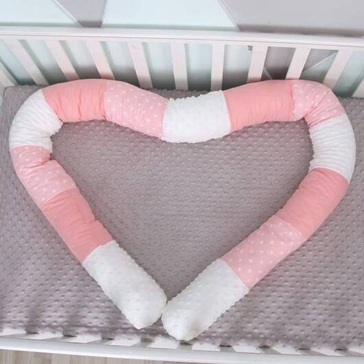 Ochraniacz wałek do łóżeczka różowo-biały 250cm